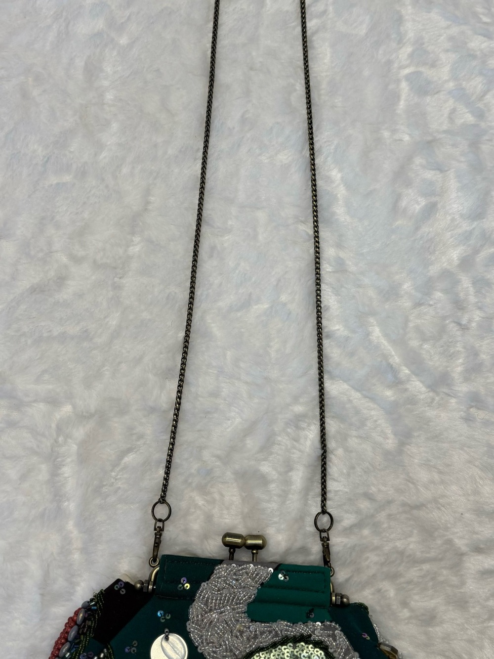 Iconic Vintage Mary Frances Beaded Wristlet - Picture 8 of 10